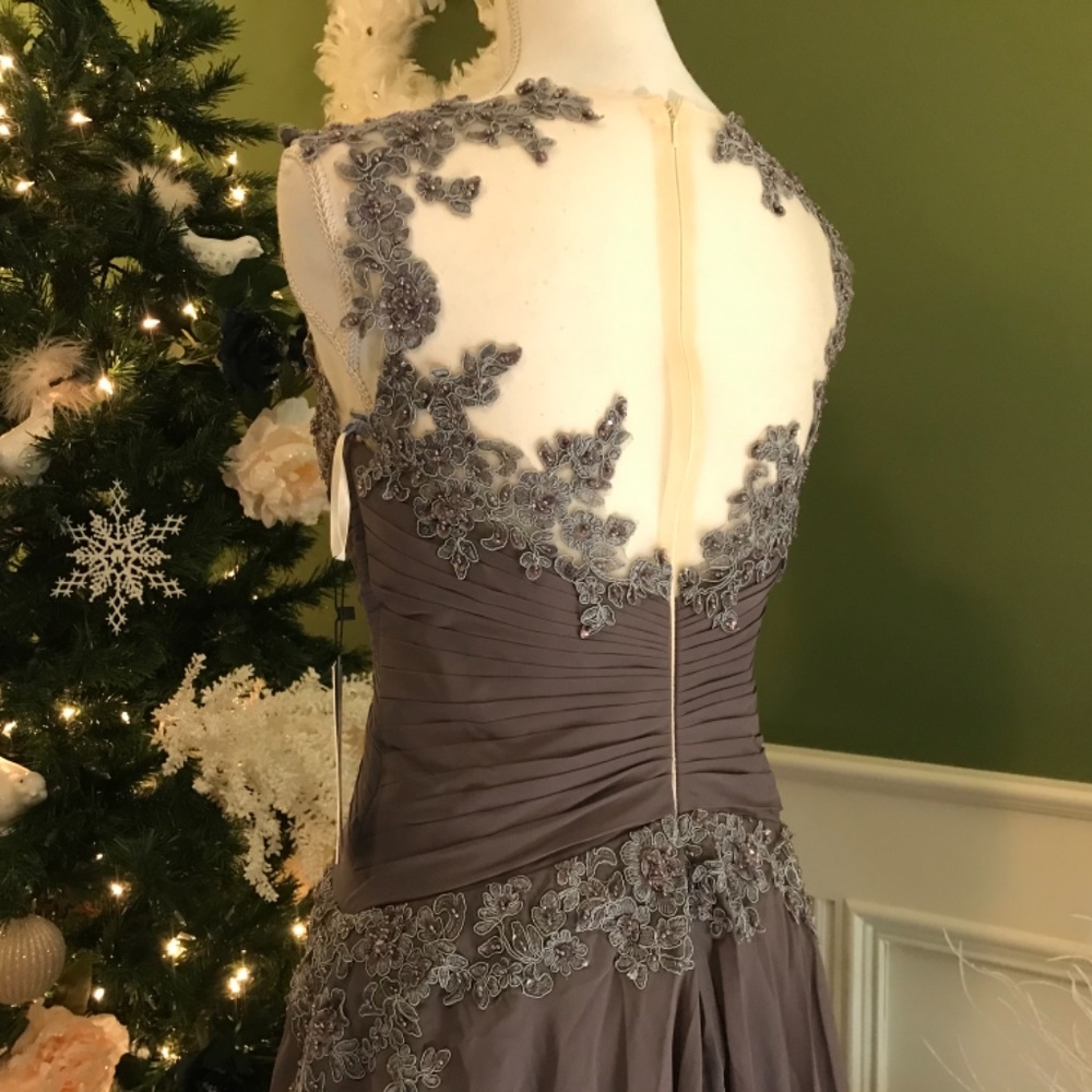 Grey formal Prom gown dress - Picture 3 of 7